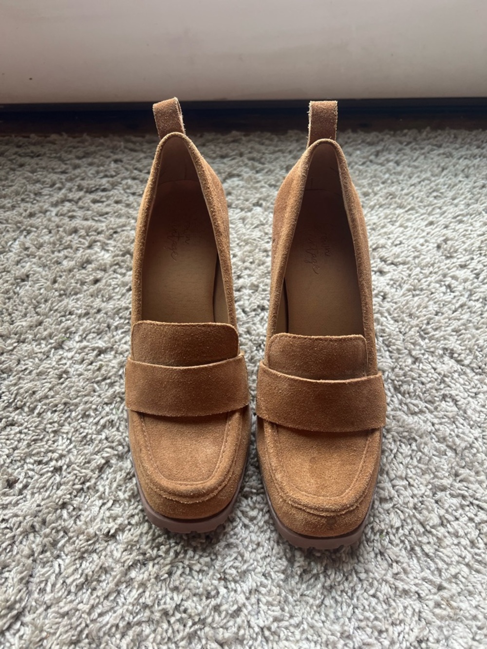 Crown Vintage Women's Suede Loafers in Tan Brown